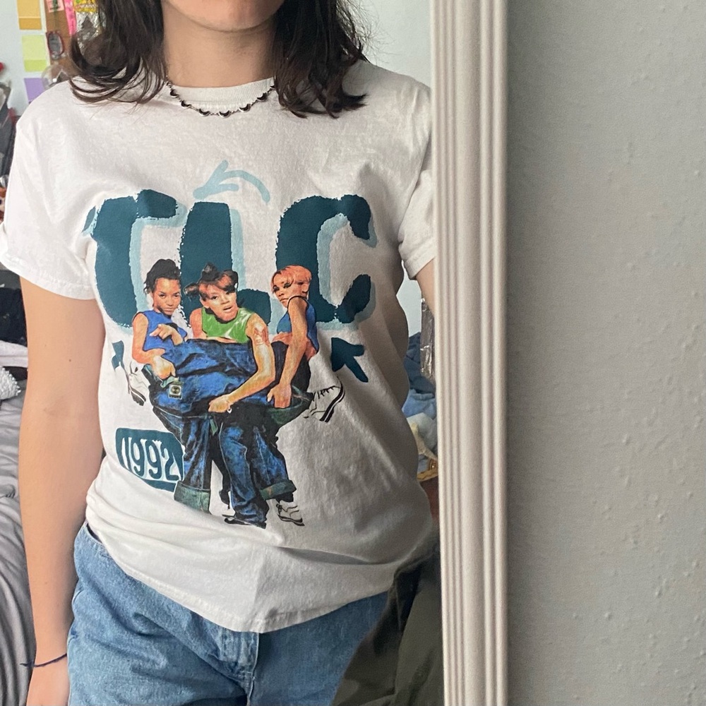 white TLC 90s graphic tee